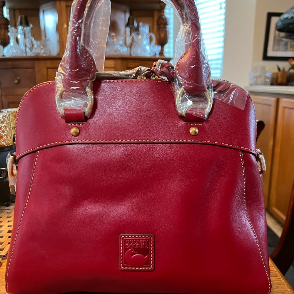 DOONEY &  BOURKE FLORENTINE CAMERON SATCHEL
